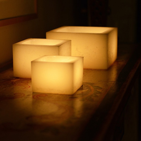 Q Candles flameless led candles 140 600x600 1 Qcandles Rechargeable Candle System,Commercial Grade 10500 lifespan,Rechargeable LED 10500 Candle System square 5.5,rechargeable candles,battery operated candles